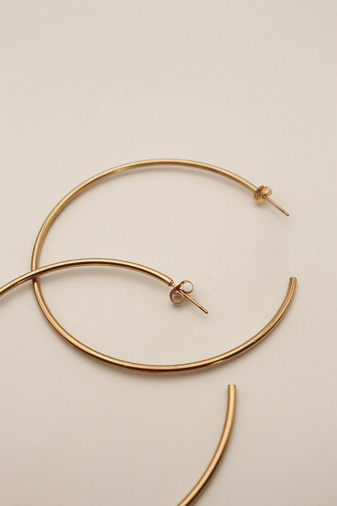 Gold Jolie Hoop
