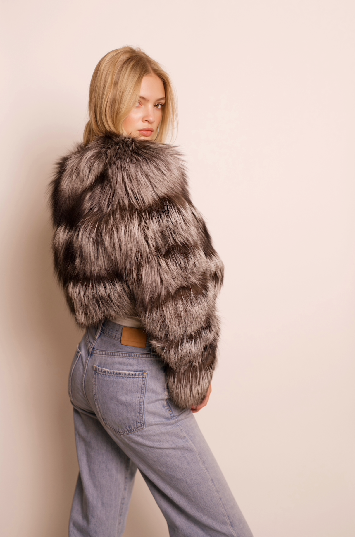 Geneva Jacket Cropped (3-Row)