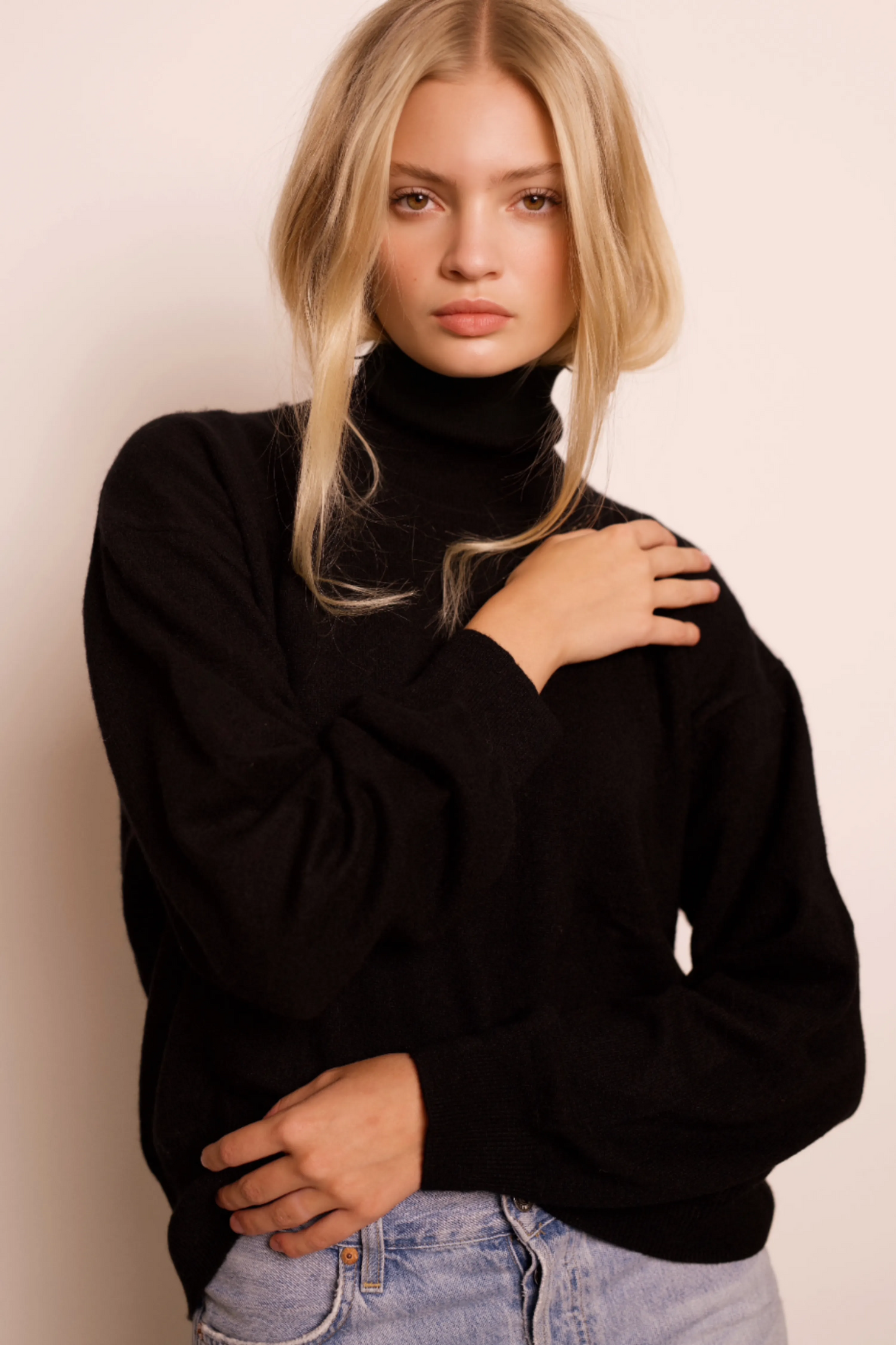 Margaux Noir Turtleneck