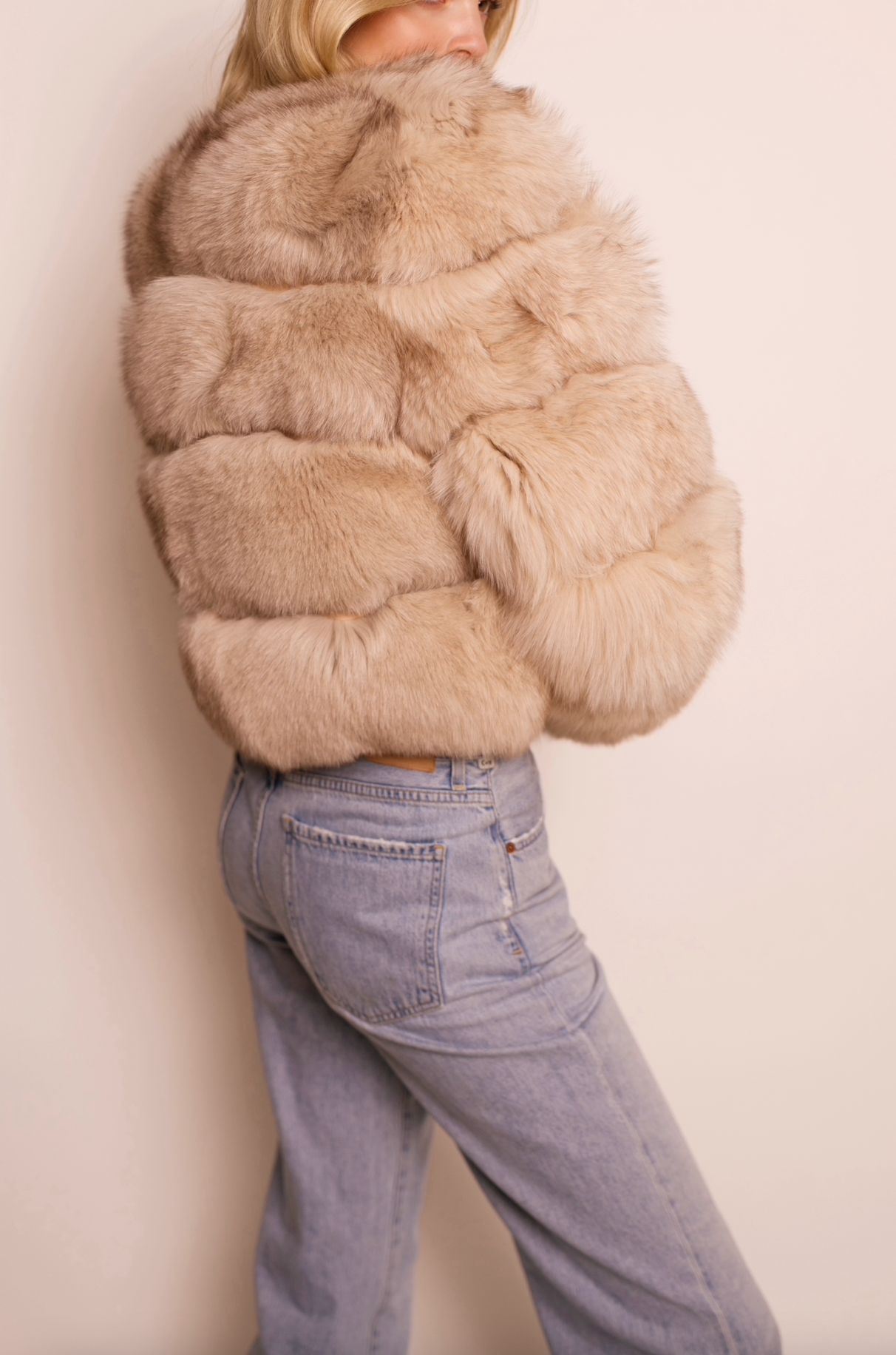 Geneva Jacket Standard Length (4-Row)